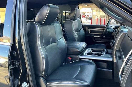 2017 RAM 2500 Limited Crew Cab 4x4 6'4' Box