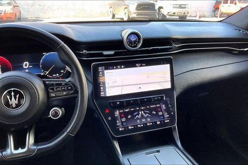 Bianco 2024 Maserati Grecale GT