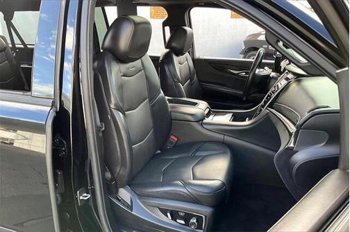 2020 Cadillac Escalade ESV Platinum