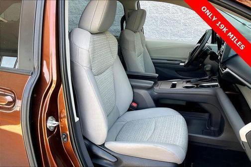 2022 Toyota Sienna LE