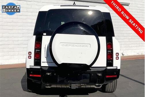 2024 Land Rover Defender 130 P400 X-Dynamic SE