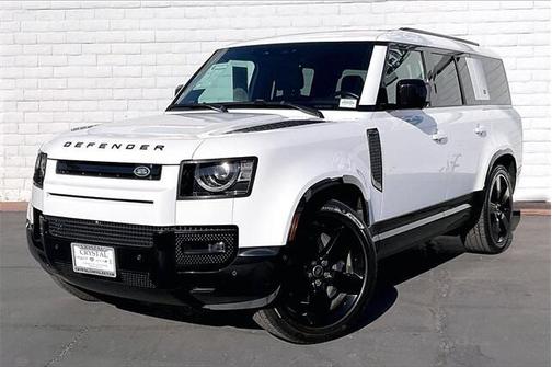 2024 Land Rover Defender 130 P400 X-Dynamic SE