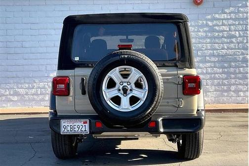 2022 Jeep Wrangler Sport S