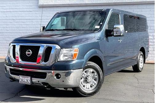 2018 Nissan NV Passenger NV3500 HD SL V8