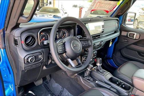 Hydro Blue Pearlcoat 2026 Jeep Wrangler Rubicon