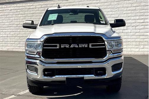 2020 RAM 2500 Big Horn Crew Cab 4X4 8' Box