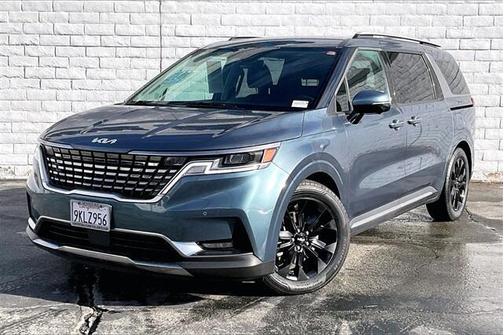 2024 Kia Carnival SX