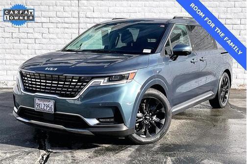 2024 Kia Carnival SX