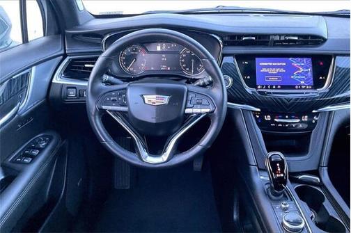 2025 Cadillac XT6 Premium Luxury AWD