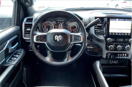 2024 RAM 3500 Big Horn Crew Cab 4x4 8' Box