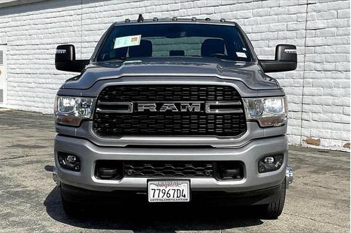 2024 RAM 3500 Big Horn Crew Cab 4x4 8' Box