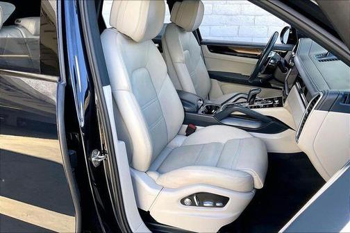 2019 Porsche Cayenne S