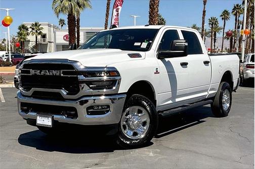 2025 RAM 2500 Tradesman Crew Cab 4x4 6'4' Box