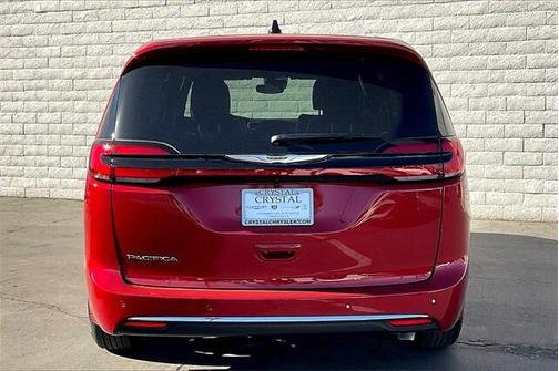 2026 Chrysler Pacifica L