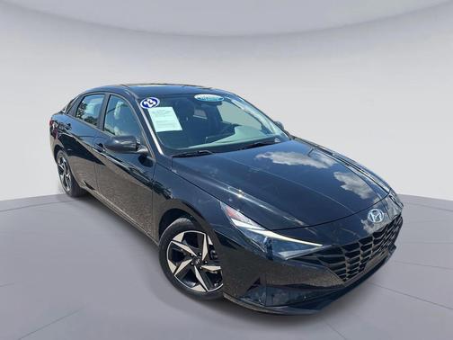 Onyx Black 2023 Hyundai ELANTRA SEL