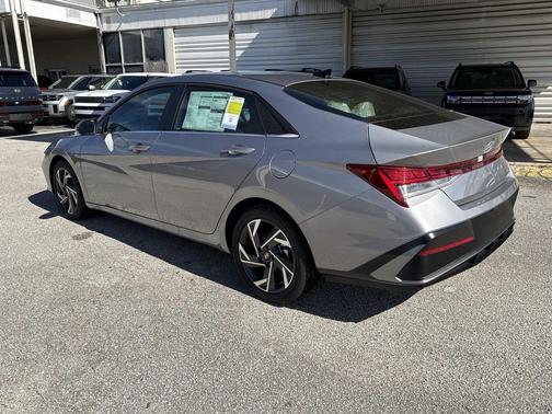 2025 Hyundai ELANTRA HEV Limited