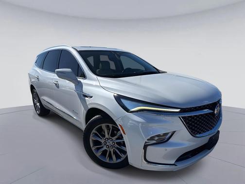 2023 Buick Enclave Avenir AWD