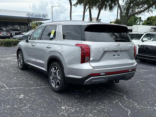 2025 Hyundai PALISADE SEL Premium