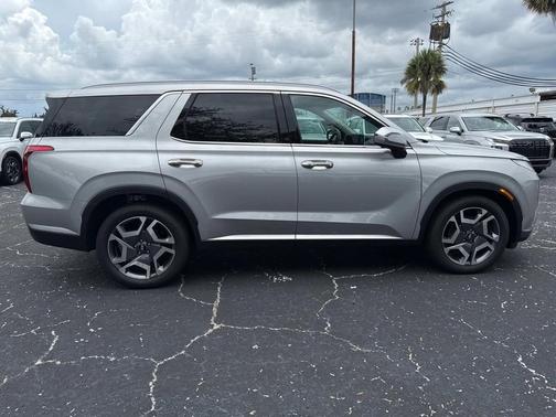 2025 Hyundai PALISADE SEL Premium