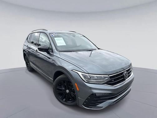 2022 Volkswagen Tiguan 2.0T SE R-Line Black