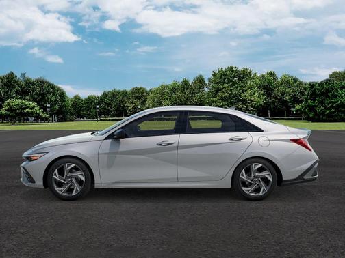 2026 Hyundai ELANTRA Sport
