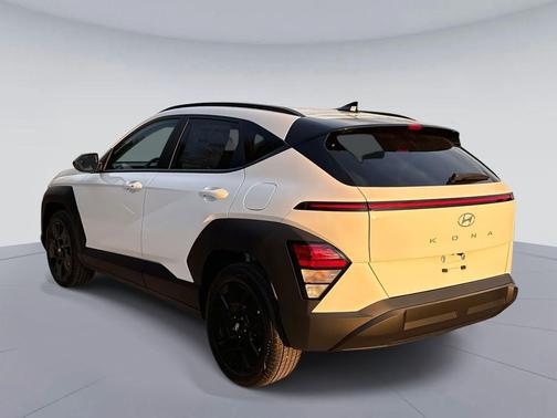 Atlas White 2026 Hyundai KONA SEL Sport