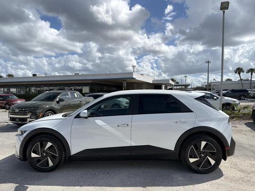 2026 Hyundai IONIQ 5 SEL