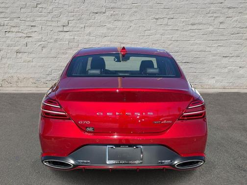 2022 Genesis G70 3.3T AWD