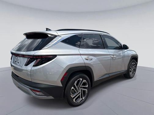 Shimmering Silver 2026 Hyundai TUCSON Hybrid Limited