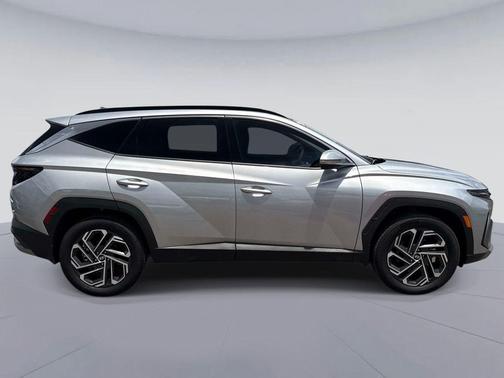 Shimmering Silver 2026 Hyundai TUCSON Hybrid Limited