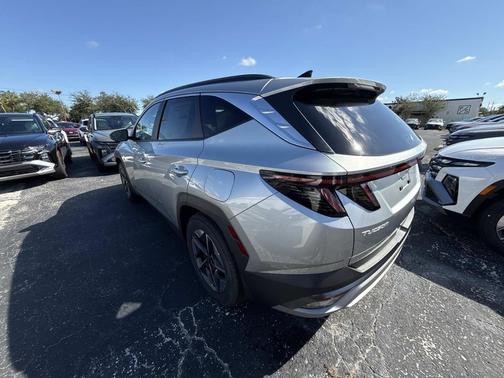 2026 Hyundai TUCSON SEL Convenience