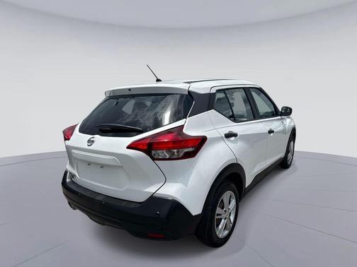 Fresh Powder 2020 Nissan Kicks S