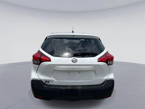 Fresh Powder 2020 Nissan Kicks S