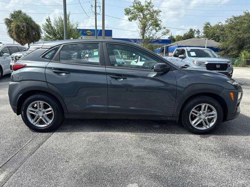 2021 Hyundai KONA SE
