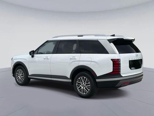 Creamy White Pearl 2026 Hyundai PALISADE SEL 7P