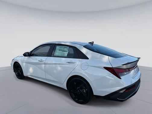 2026 Hyundai ELANTRA Sport