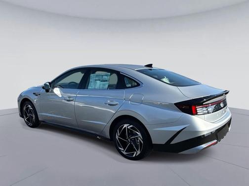 2026 Hyundai SONATA SEL