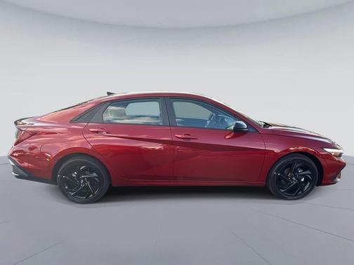 2026 Hyundai ELANTRA Sport