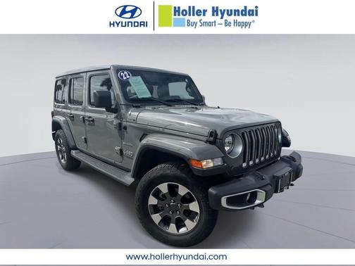 Sting-Gray Clearcoat 2022 Jeep Wrangler Unlimited Sahara