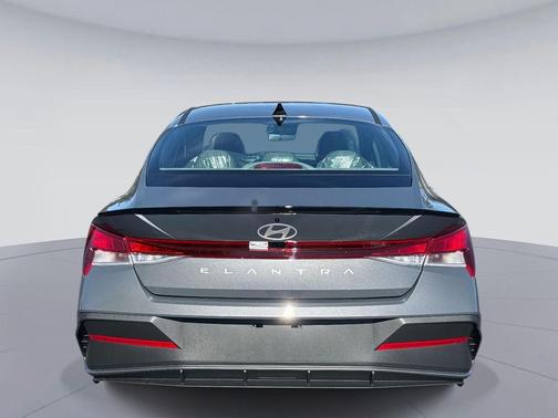 2026 Hyundai ELANTRA Sport
