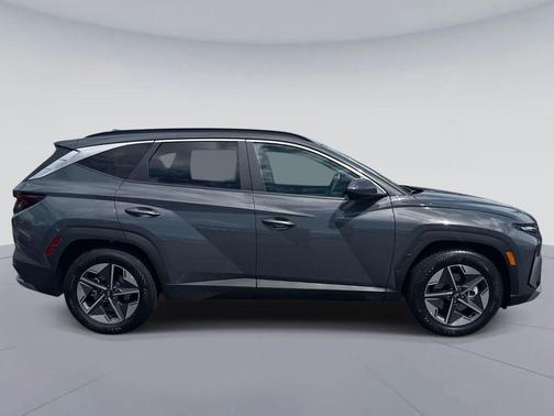 Ecotronic Gray 2026 Hyundai TUCSON SEL