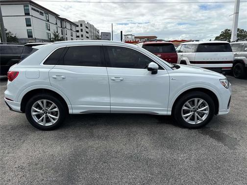 2022 Audi Q3 45 S line Premium Plus