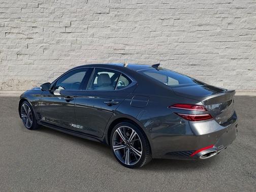 2025 Genesis G70 3.3T RWD Sport Advanced