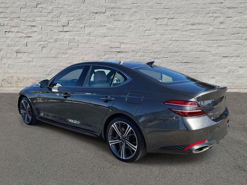 2025 Genesis G70 3.3T RWD Sport Advanced