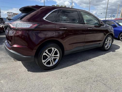 2017 Ford Edge Titanium