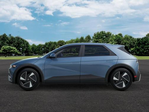 2026 Hyundai IONIQ 5 SE Standard Range