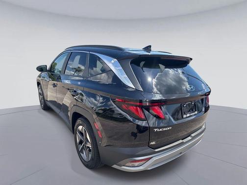 Phantom Black 2026 Hyundai TUCSON SEL