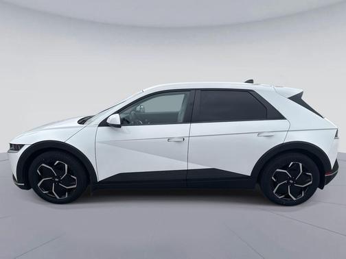 2023 Hyundai IONIQ 5 SE