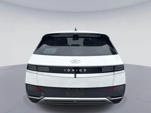2023 Hyundai IONIQ 5 SE