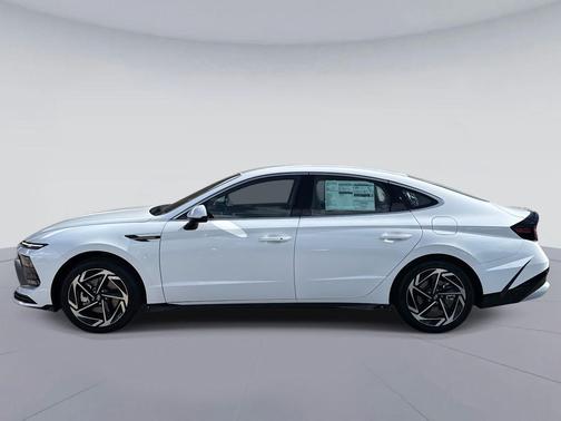 2026 Hyundai SONATA SEL